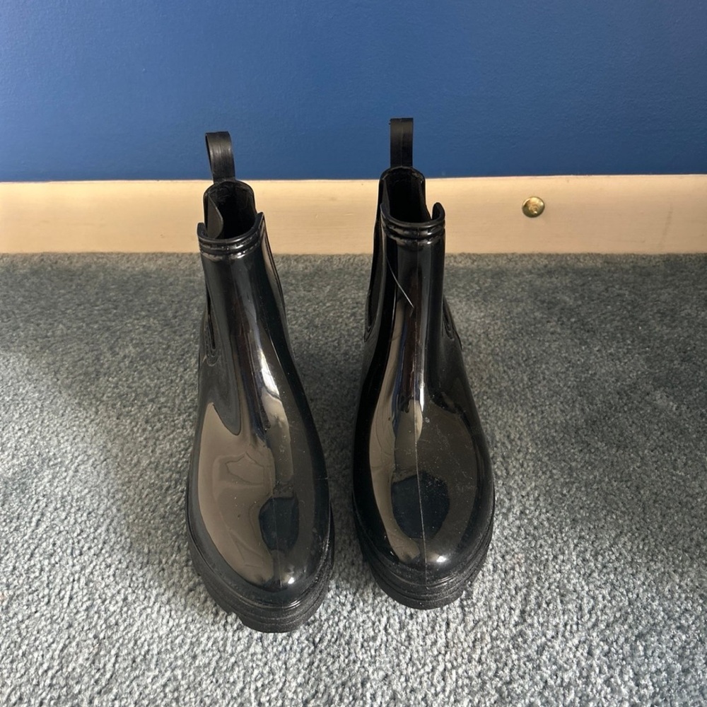 Black rain boots